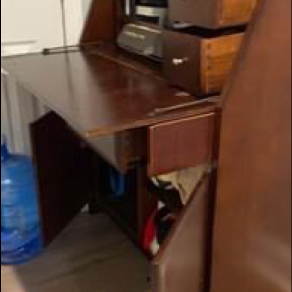 Computer desk
